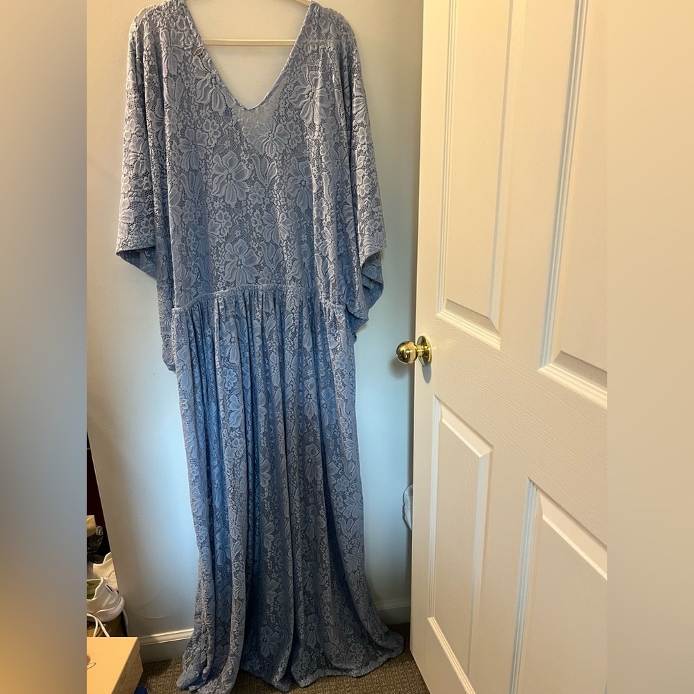 Zelie For She Essence of Heritage Lace Dress in Blue, Plus Size - Picture 5 of 10